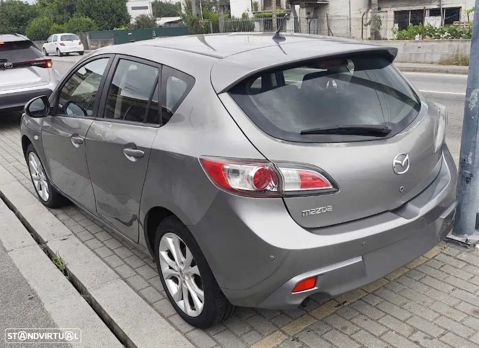 Mazda 3 Hatchback MZ-CD 1.6 Exclusive - 1