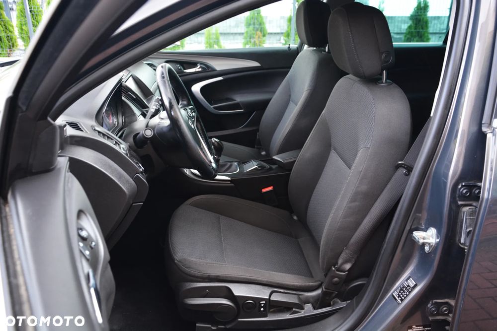 Opel Insignia - 18