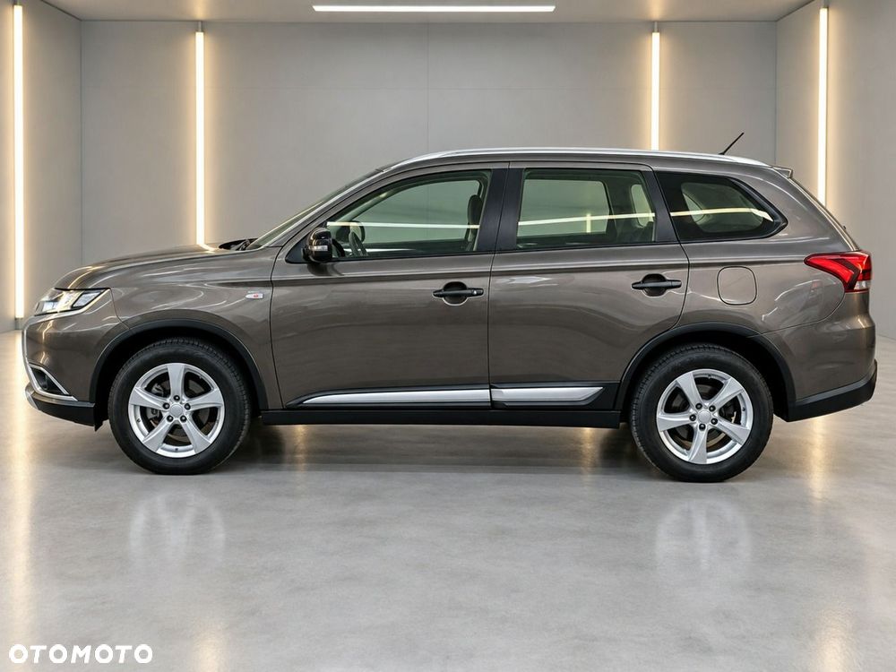Mitsubishi Outlander - 5