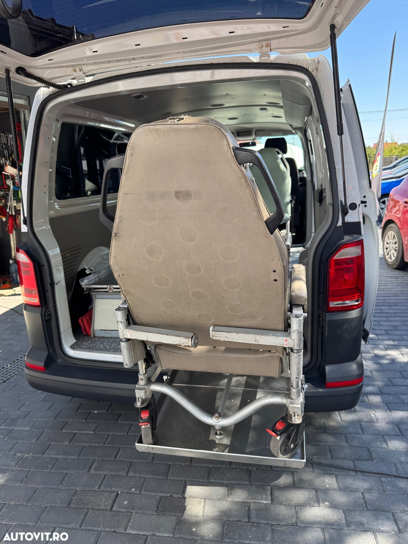 Volkswagen Transporter Multivan T6 2.0 TDI 75 kW KR Comfortline - 40