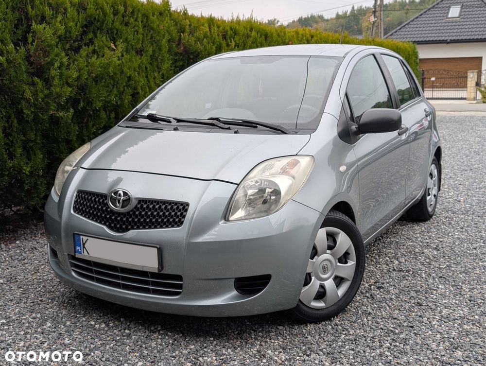 Toyota Yaris - 3