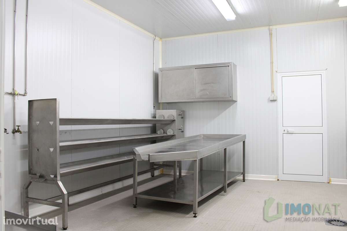 Armazém Industrial - Grande imagem: 2/45