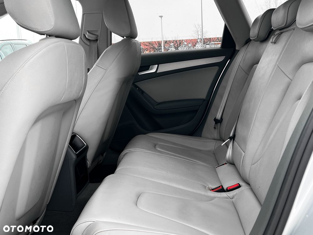 Audi A4 Avant 2.0 TDI DPF S line Sportpaket - 16