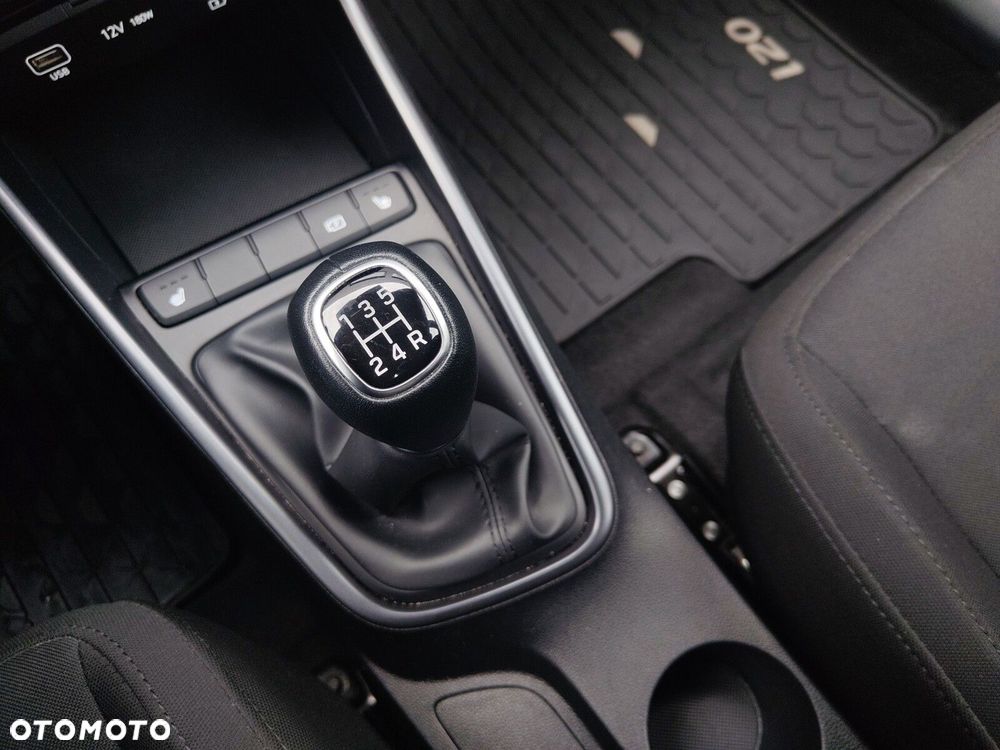 Hyundai i20 1.2 Modern - 17