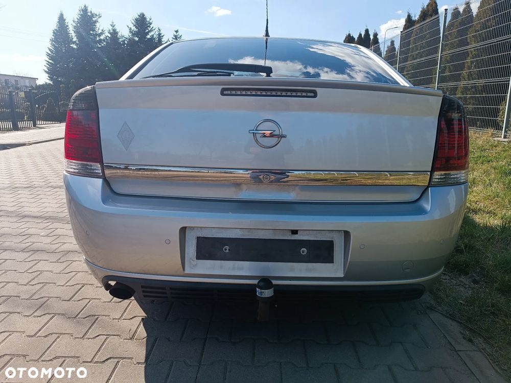 Opel Vectra 2.2 - 7