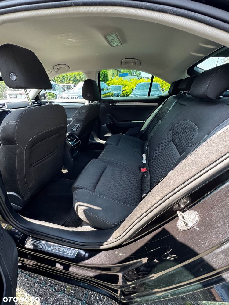 Skoda Superb 2.0 TDI SCR 4x4 Ambition DSG - 21