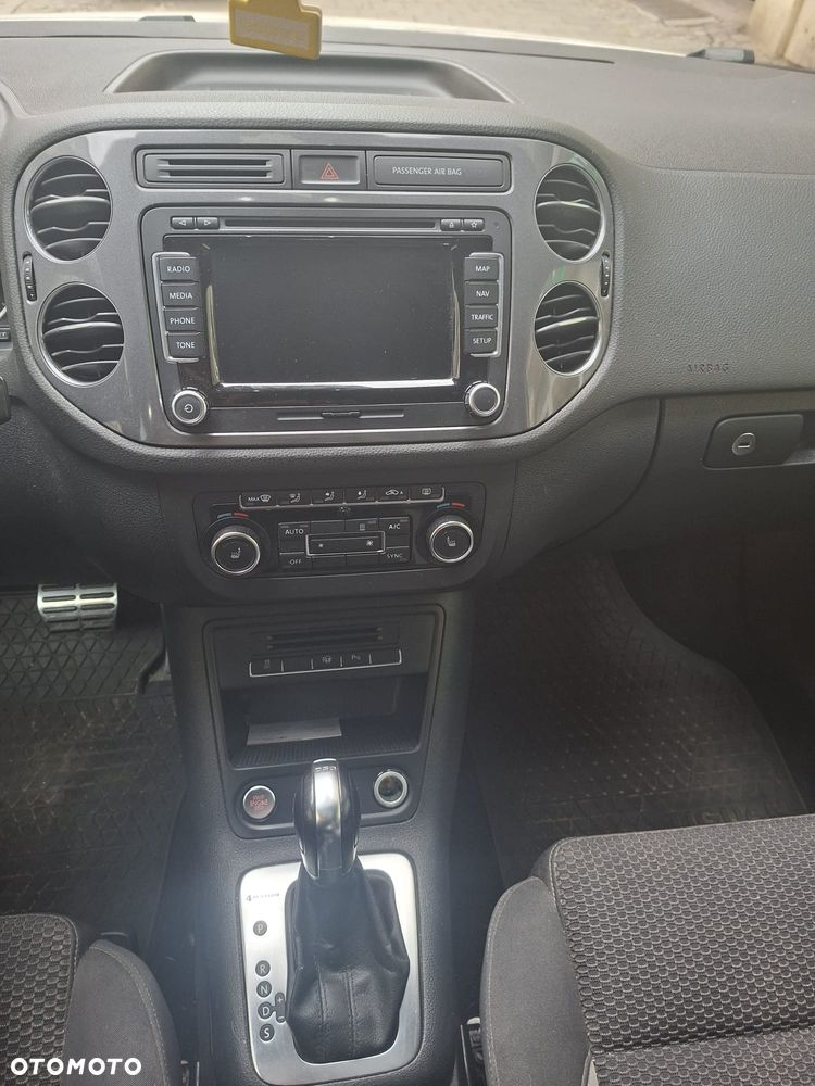 Volkswagen Tiguan 2.0 TDI 4Mot R-Style DSG - 16