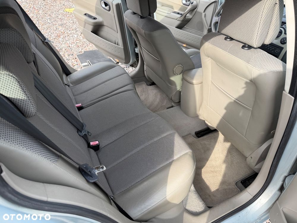 Renault Megane 2.0 Grandtour Luxe Privilege - 14