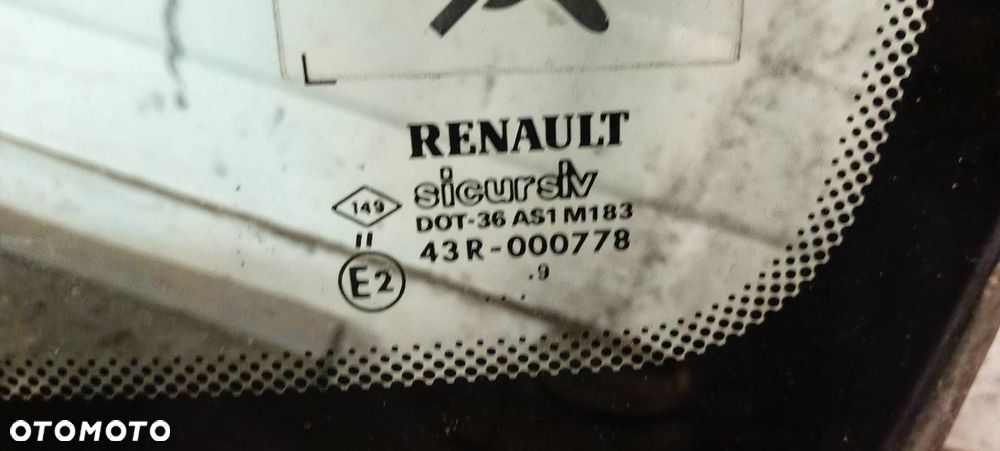 SZYBA CZOŁOWA PRZEDNIA RENAULT CLIO II ID: 236729 - 2