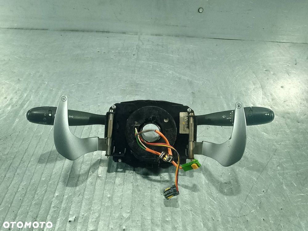 PRZEŁĄCZNIK ZESPOLONY CITROEN C3 PRURIEL 96488236XT  1.6 16V - 1