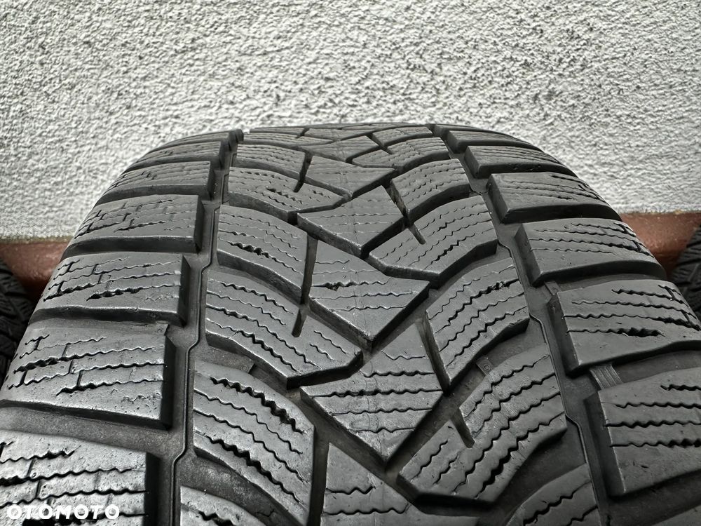 225 50 17 / VW Golf Caddy Touran Passat Skoda Octavia Seat Leon 5x112 POLECAM - 6