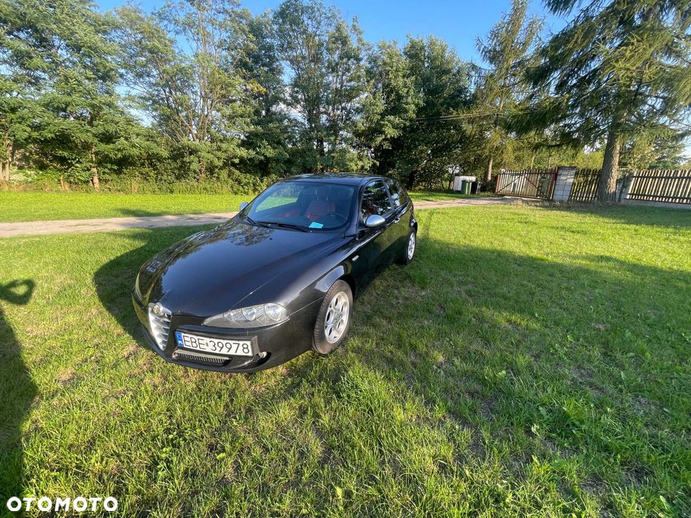 Alfa Romeo 147 - 1