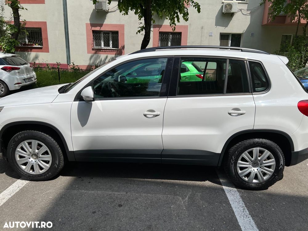 Volkswagen Tiguan - 2