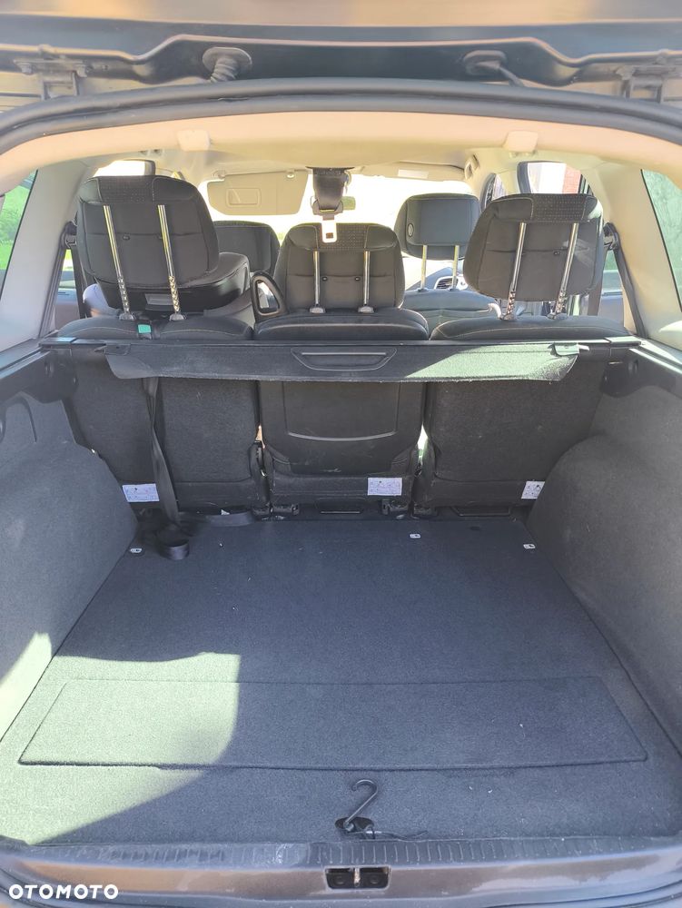 Renault Grand Scenic - 3