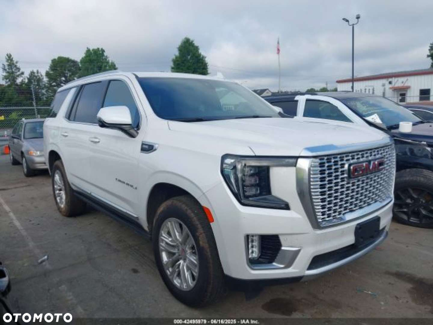 GMC Yukon - 8