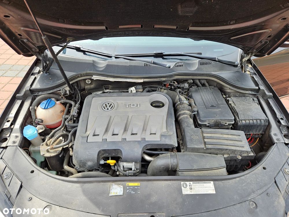Volkswagen Passat - 15