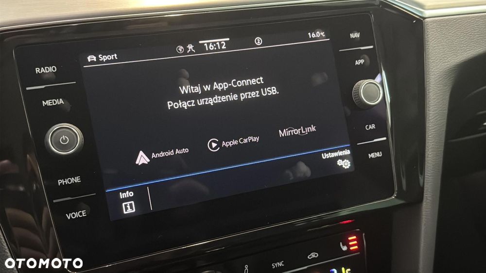 Volkswagen Passat 2.0 TDI EVO Elegance DSG - 23