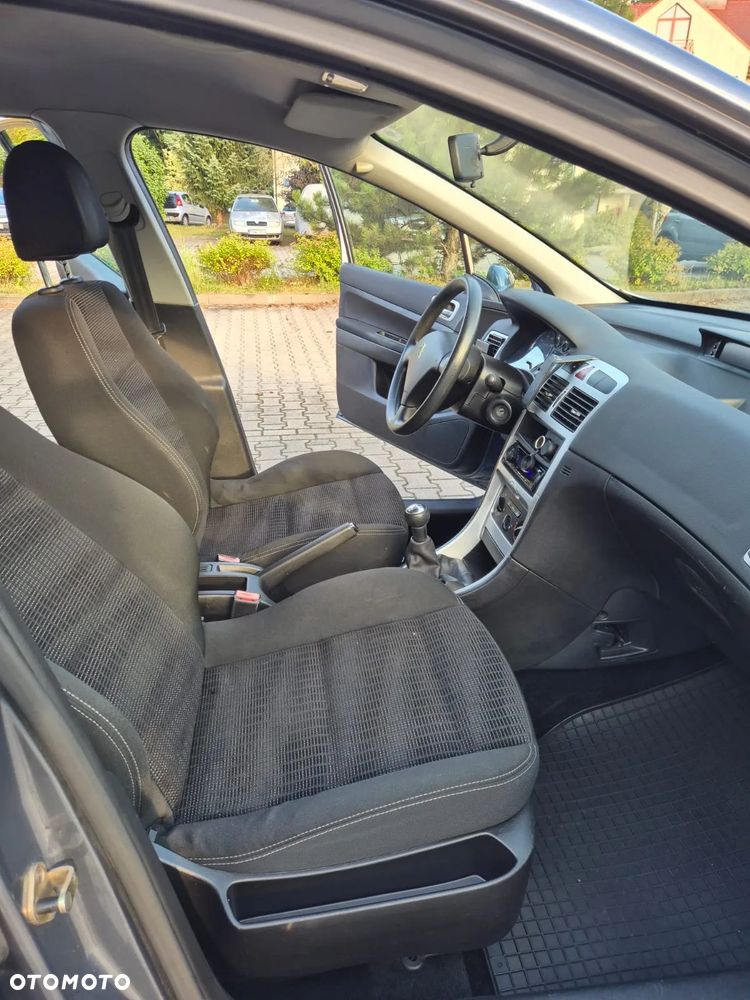 Peugeot 307 1.4 Oxygene - 11