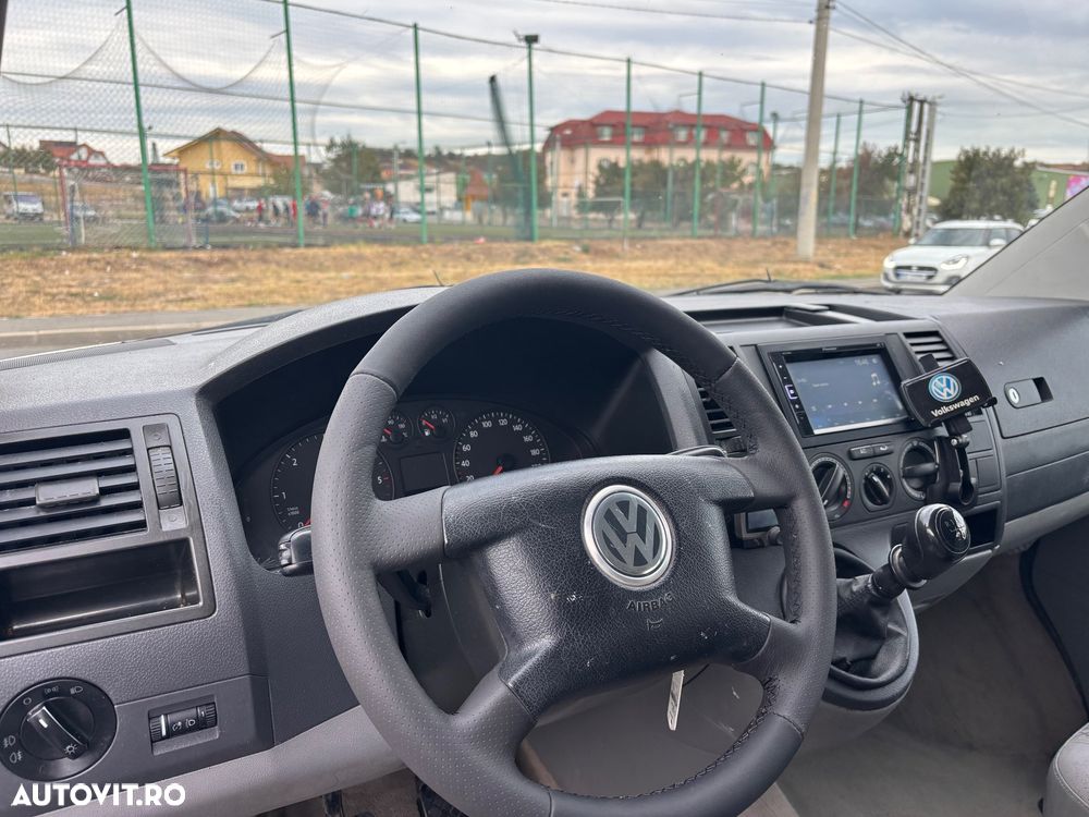 Volkswagen Transporter - 13