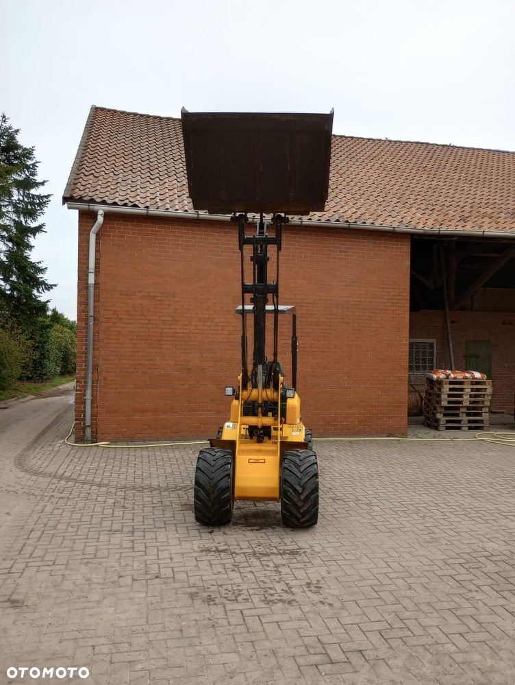 JCB 403 ROK 2011 łopata widły do ​​palet - 7