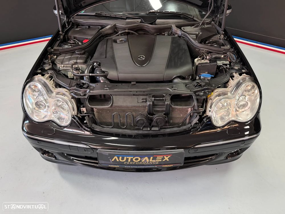 Mercedes-Benz C 220 CDI Avantgarde DPF - 54