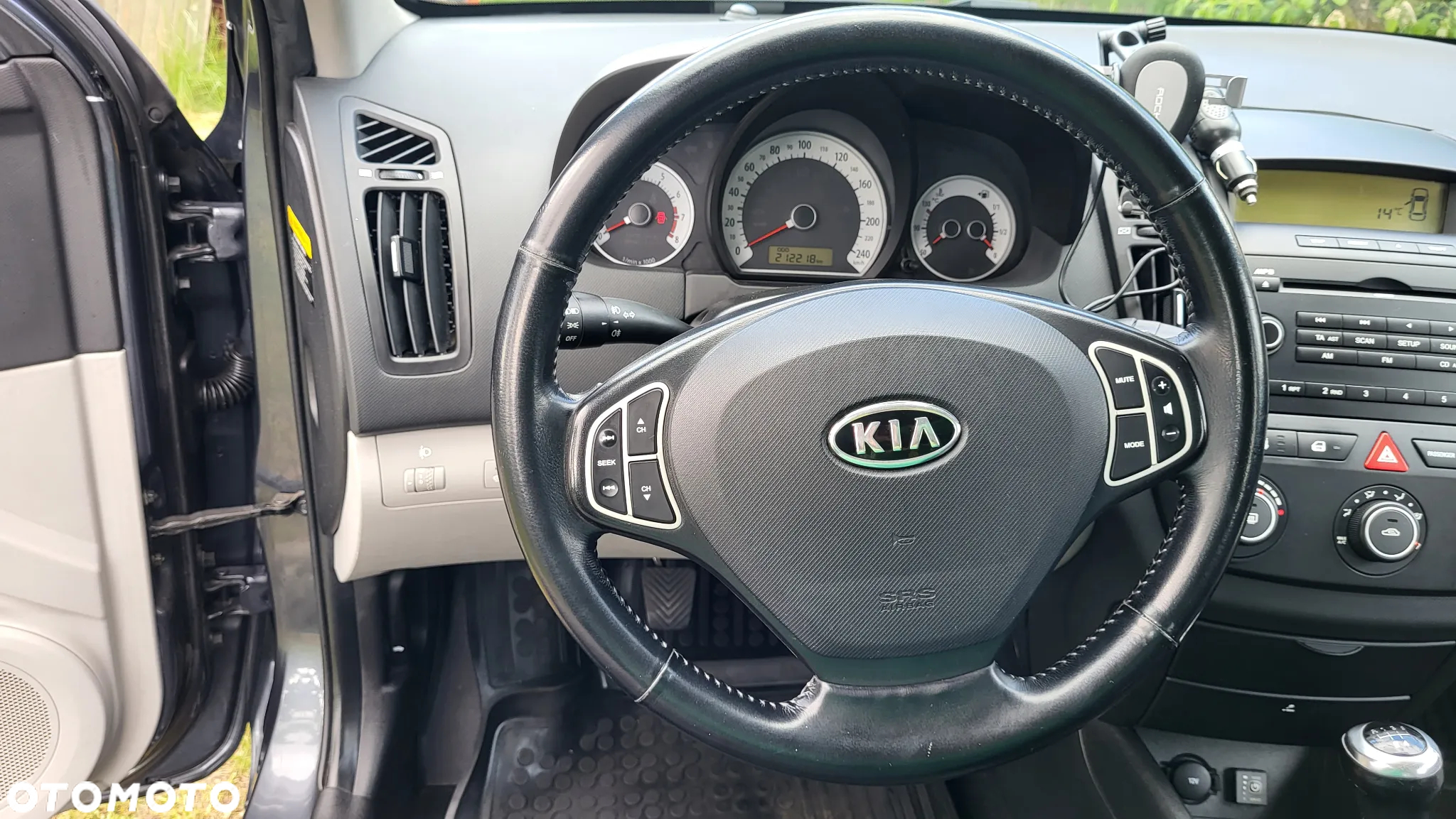 Kia Ceed - 24