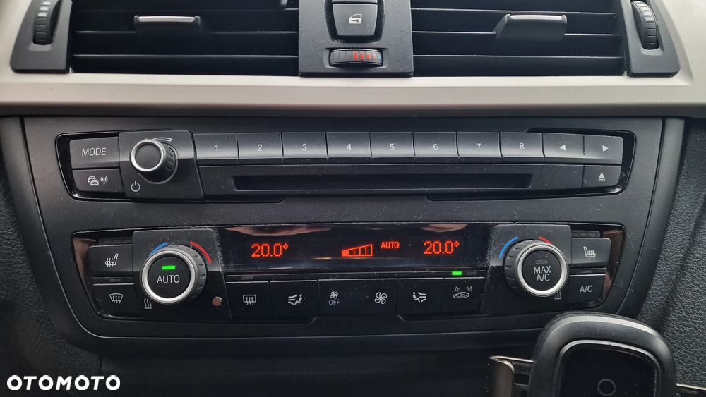BMW Seria 3 320d - 9