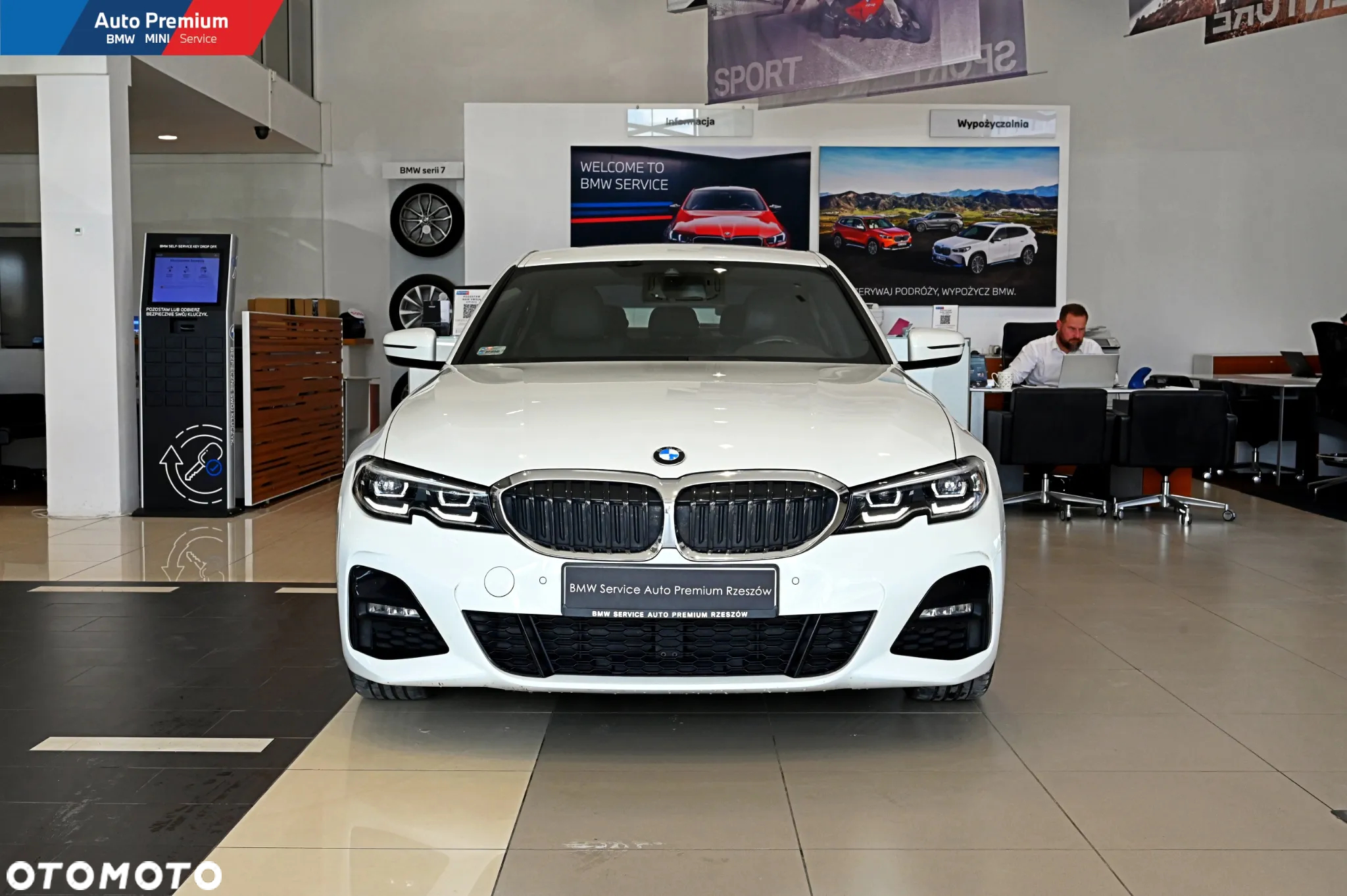 BMW Seria 3 320i M Sport sport - 2