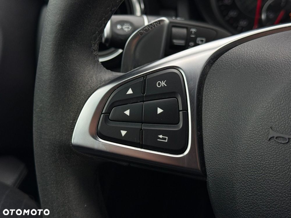 Mercedes-Benz GLA AMG 45 4-Matic - 16