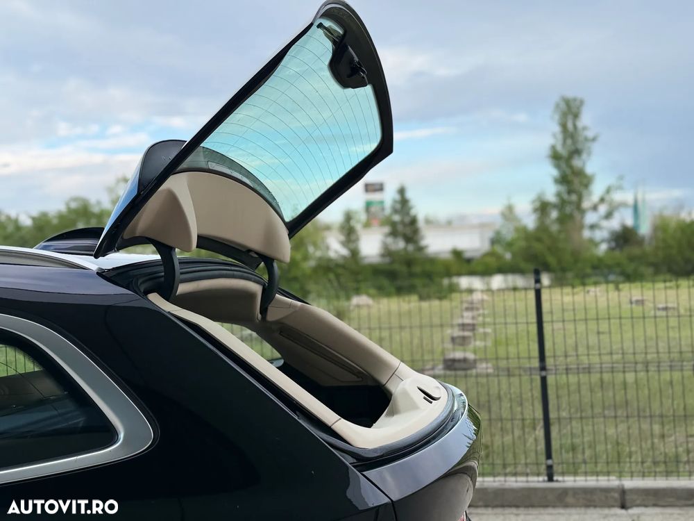 BMW Seria 3 330e Aut. Advantage - 38
