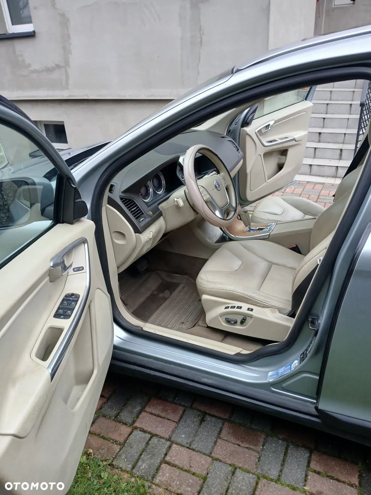 Volvo XC 60 D5 AWD Base - 16