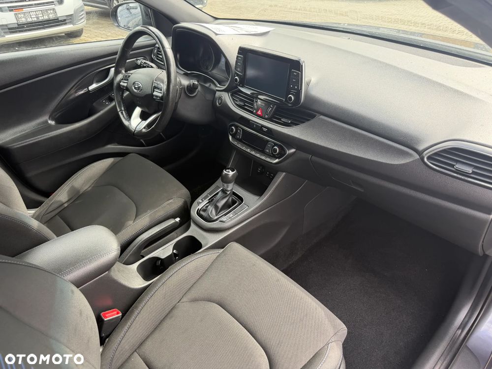 Hyundai i30 1.4 T-GDI GPF Premium DCT - 10