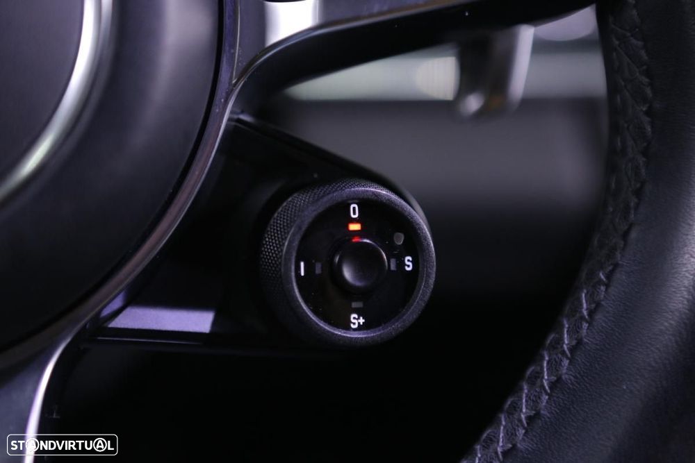 Porsche Panamera 4 S - 16