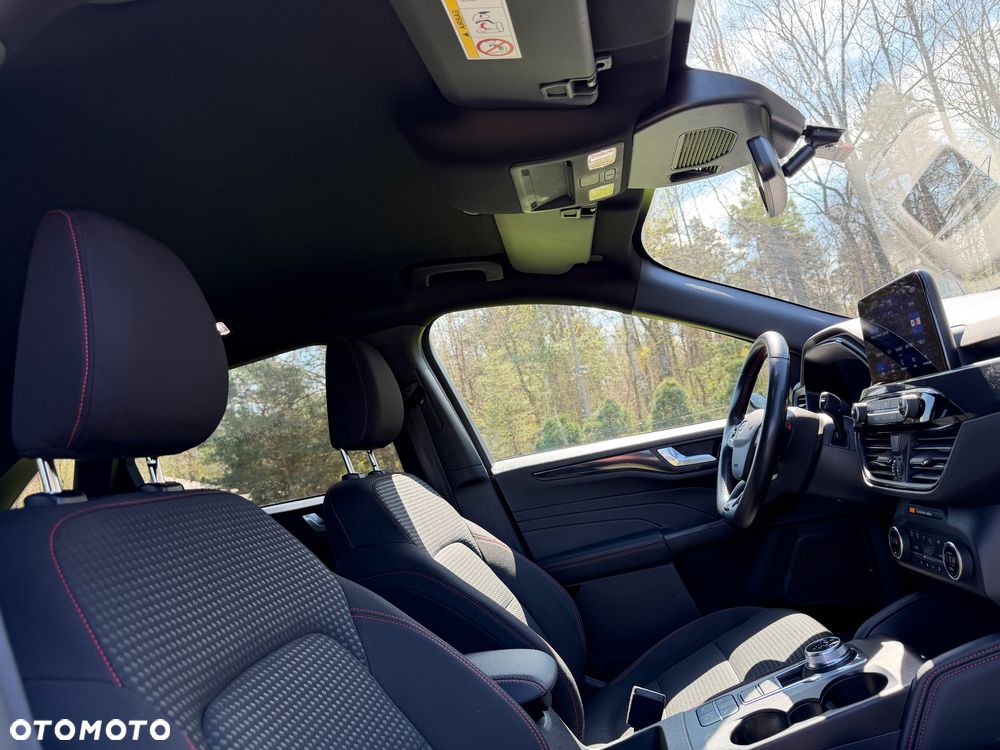 Ford Kuga 2.5 Duratec PHEV ST-LINE X - 37