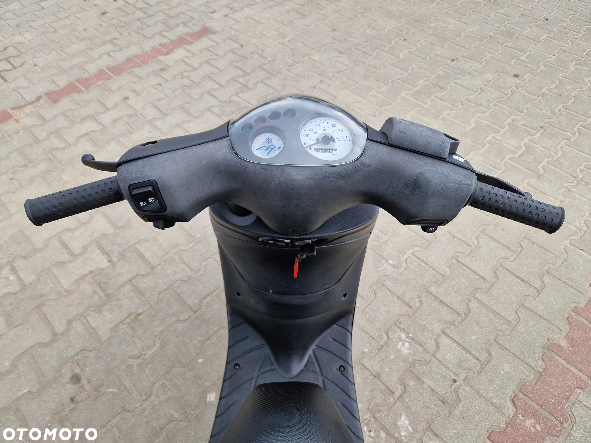 Piaggio ZIP - 24