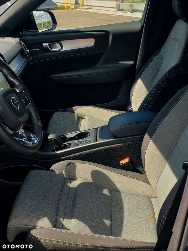 Volvo XC 40 B3 Ultra Dark - 9