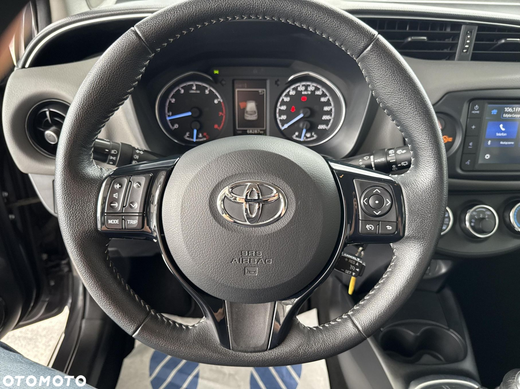 Toyota Yaris - 16