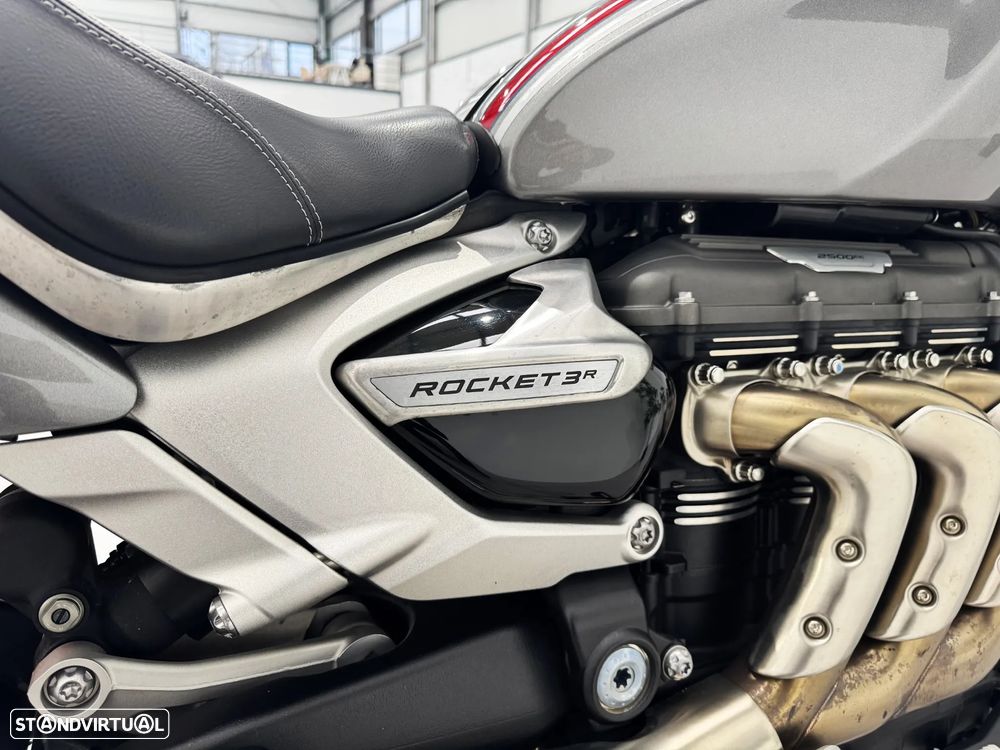 Triumph Rocket 3 R - 12