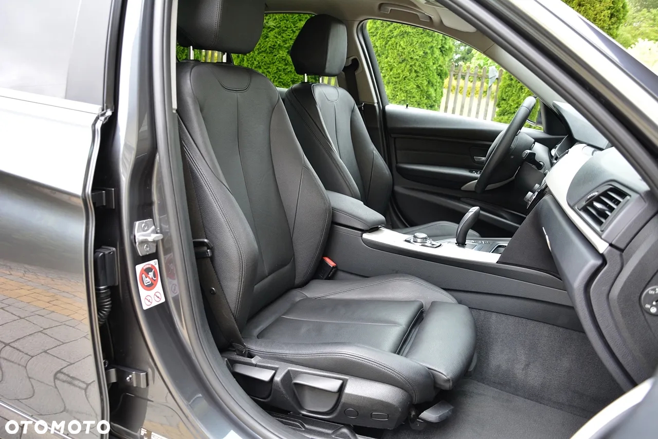 BMW Seria 3 320d - 18