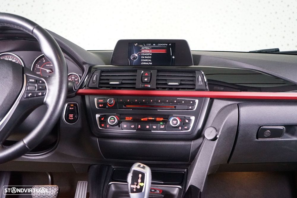 BMW 320 d Touring Aut. Efficient Dynamics Edition - 28