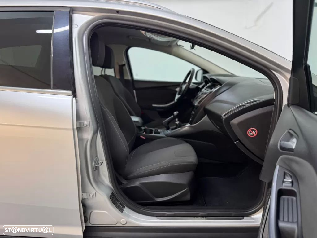 Ford Focus SW 1.6 TDCi Titanium Best - 49