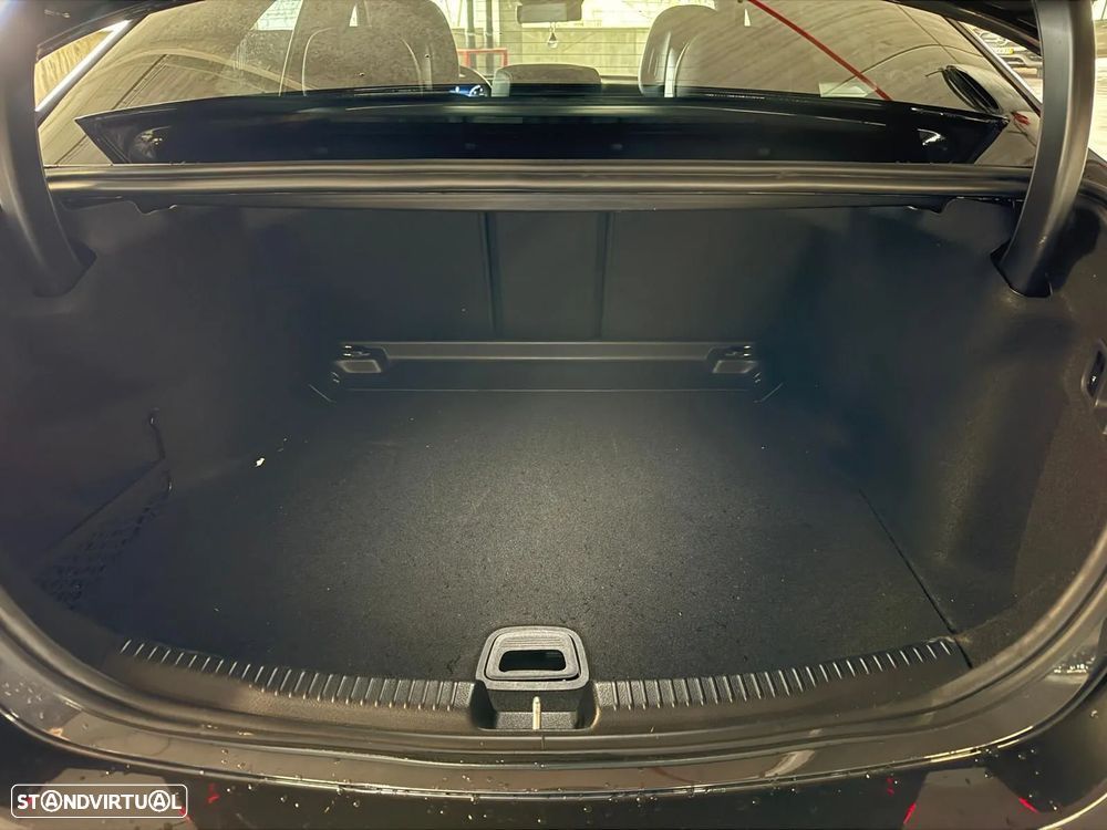Mercedes-Benz C 300 d AMG Line - 26