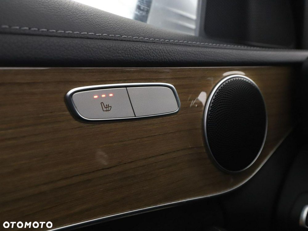 Mercedes-Benz Klasa C 180 9G-TRONIC Avantgarde - 37