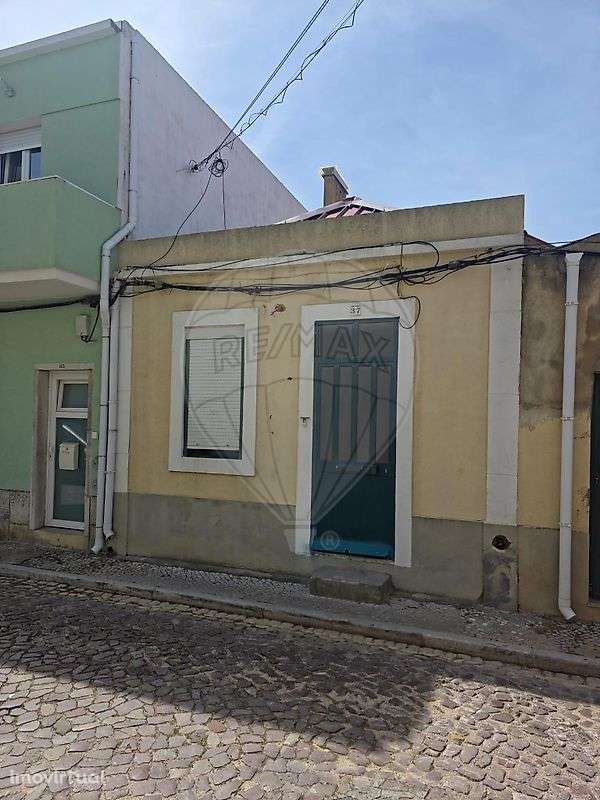 Moradia T1 para venda - Grande imagem: 2/3