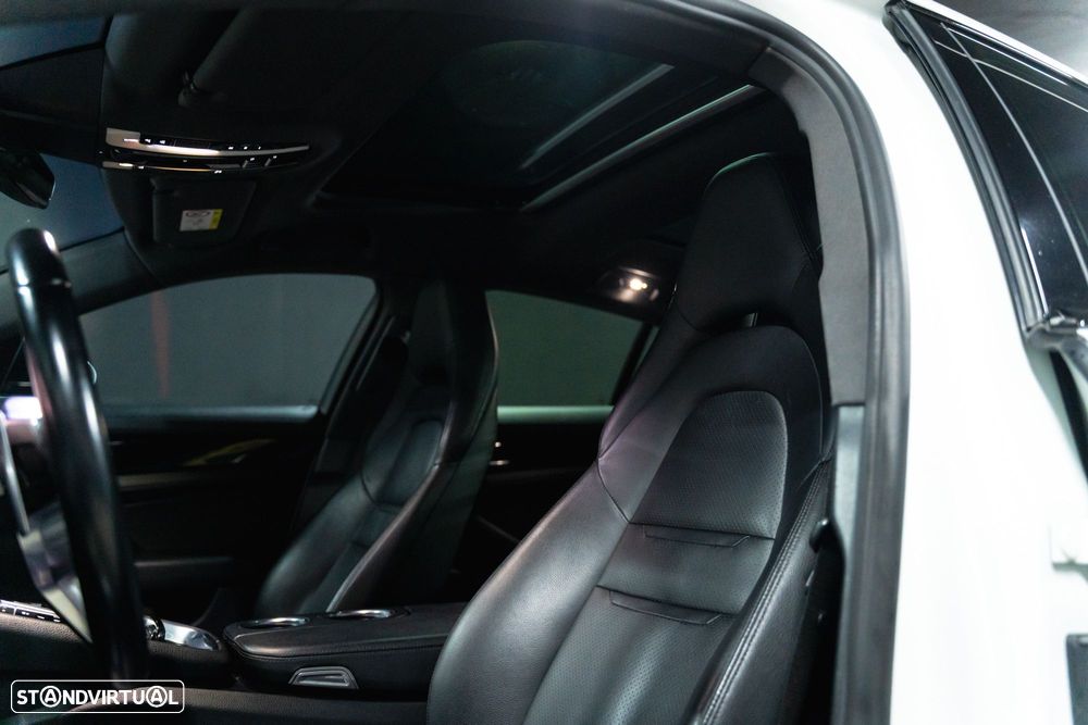 Porsche Panamera 4S - 10