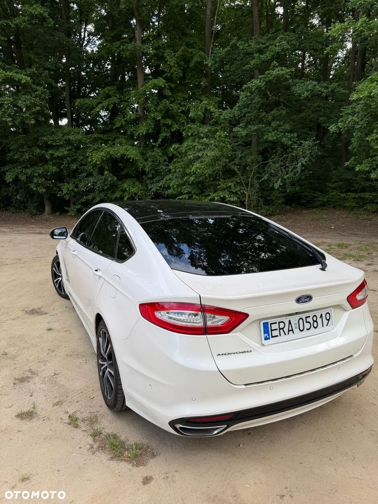 Ford Mondeo 2.0 TDCi Titanium PowerShift - 6