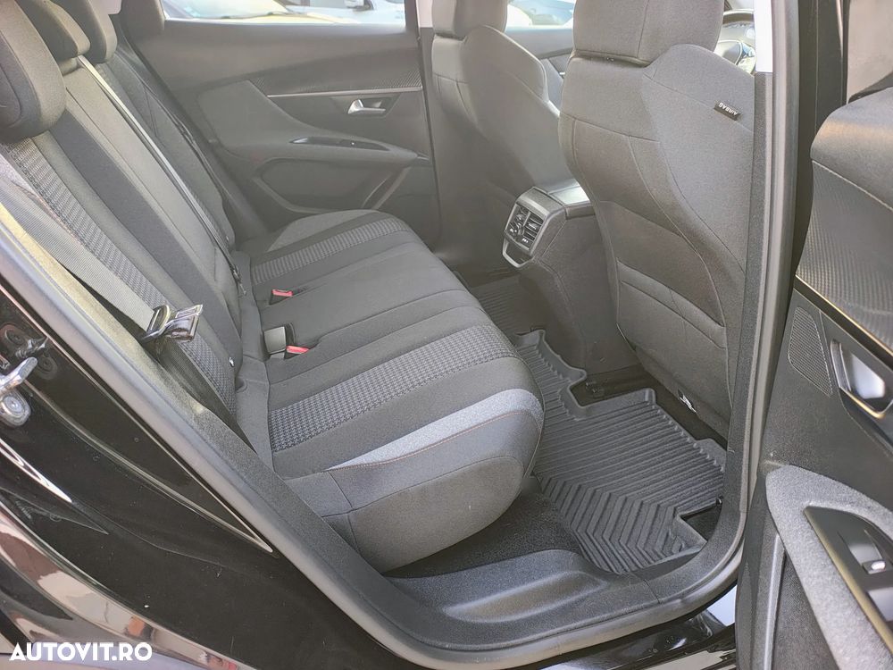 Peugeot 3008 BlueHDi 130 Stop & Start EAT8 Active Business-Paket - 5