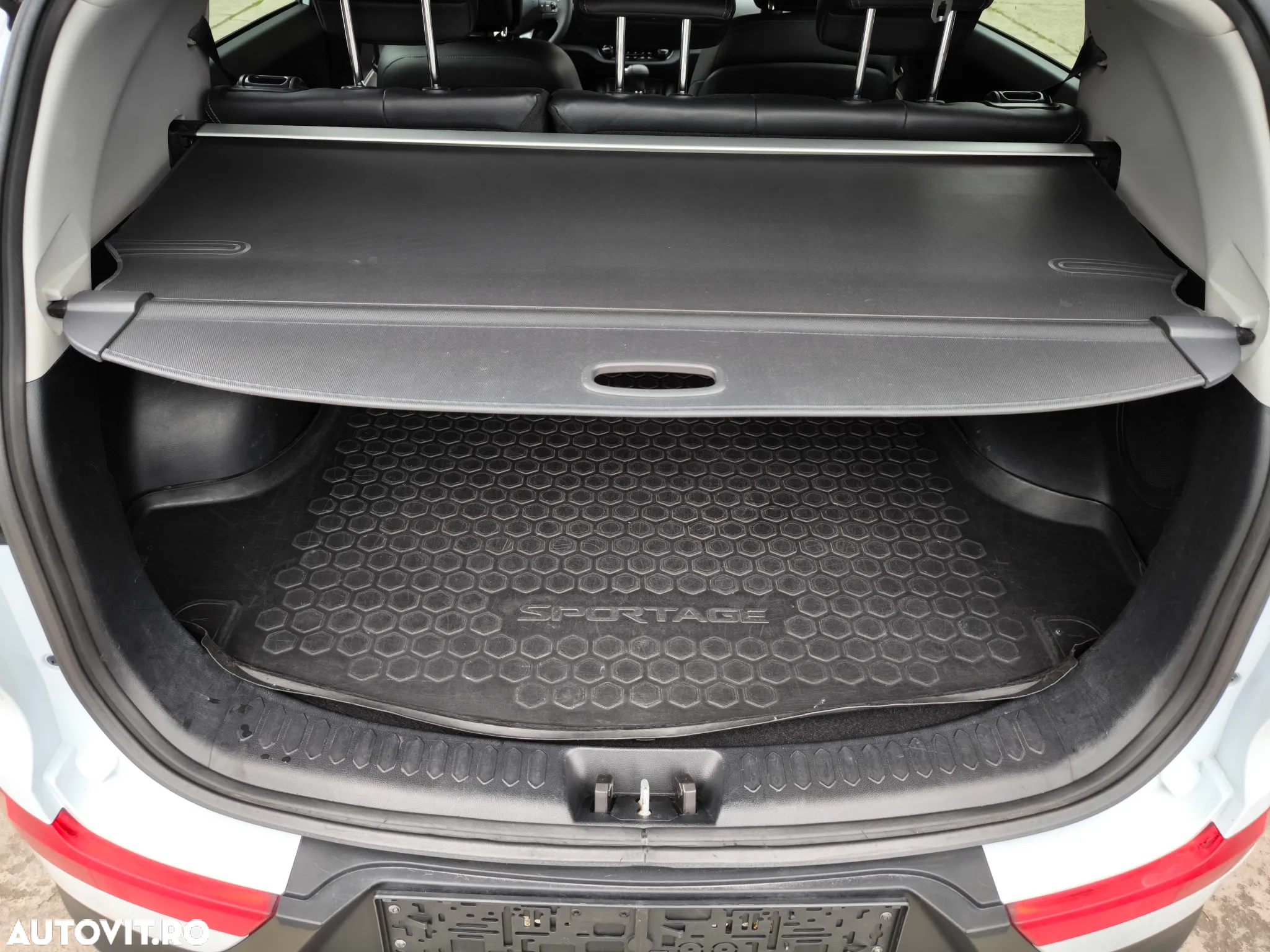 Kia Sportage 2.0 DSL 6AT 4x4 Style - 17