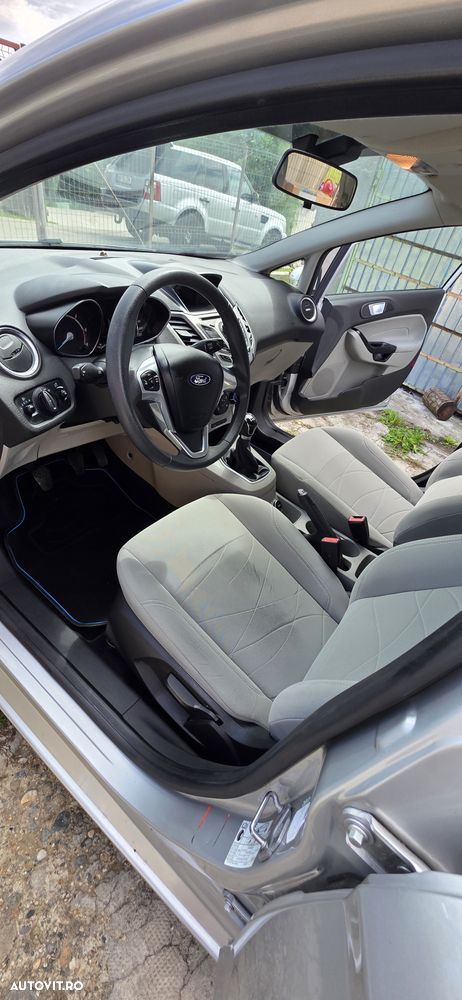 Ford Fiesta - 13