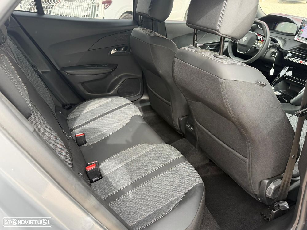 Peugeot 2008 Hybrid 145 e-DSC Allure - 47